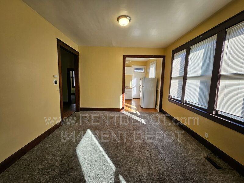 844 Bellemeade Ave - Photo 4 of 10