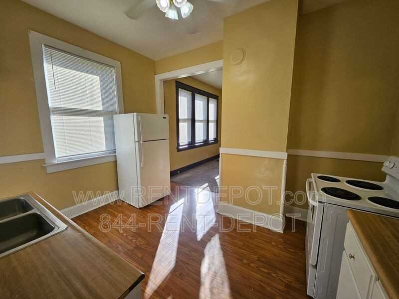 844 Bellemeade Ave - Photo 6 of 10