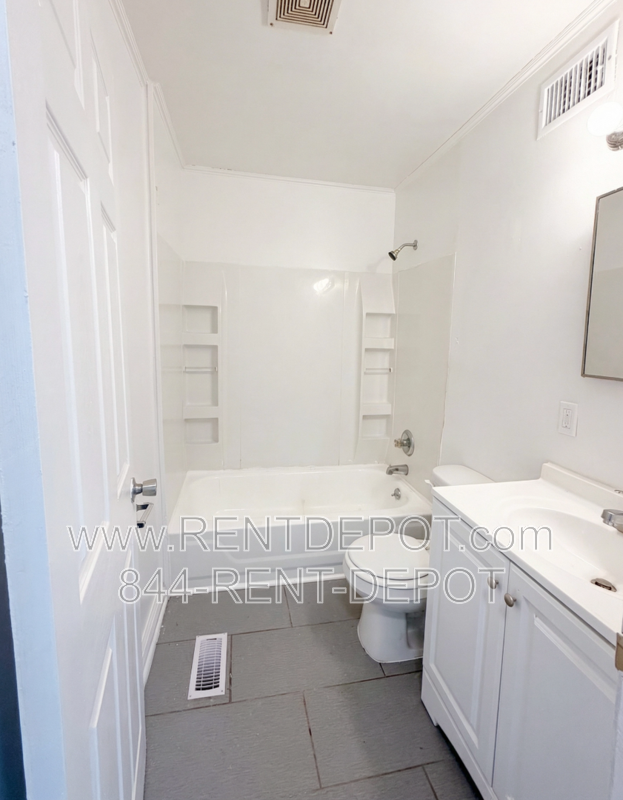 1407 Marshall Ave - Photo 6 of 7