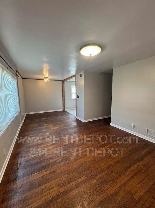 1303 S Saint James Blvd - Photo 6 of 23