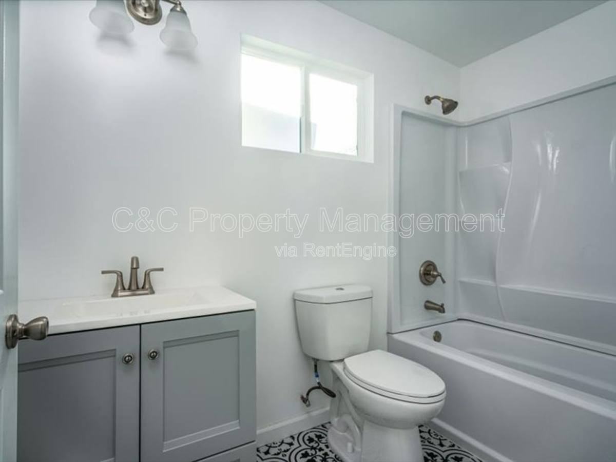 780 Amador Ave #D - Photo 2 of 9