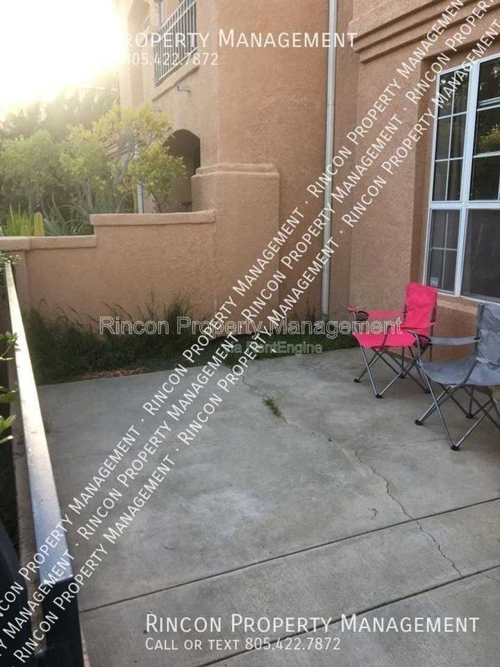 1138 Oyster Pl - Photo 3 of 10