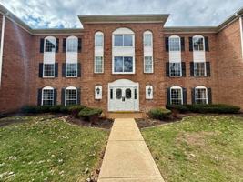 featured image of 974 Claytonbrook Dr #2D