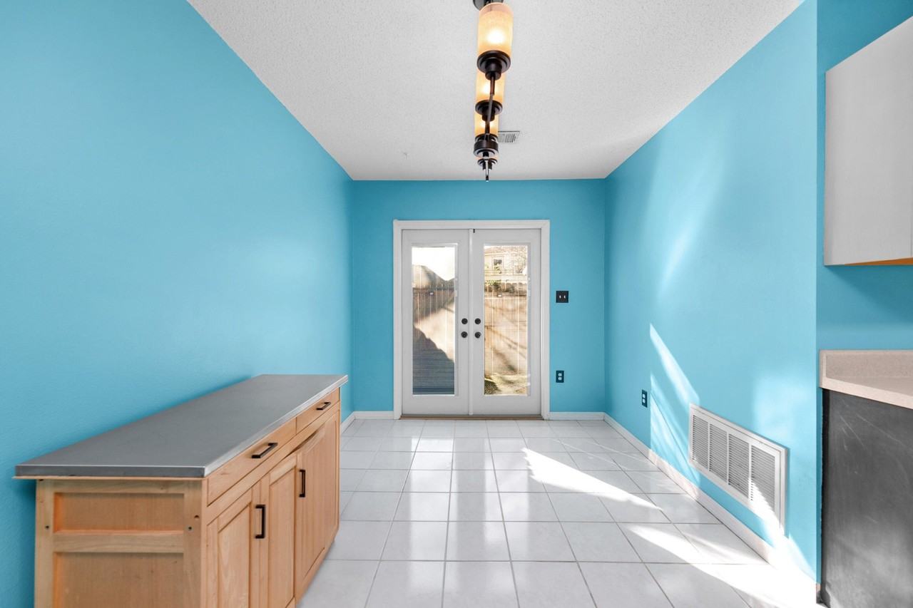 1810 Pointed Leaf Ln - Photo 6 of 24