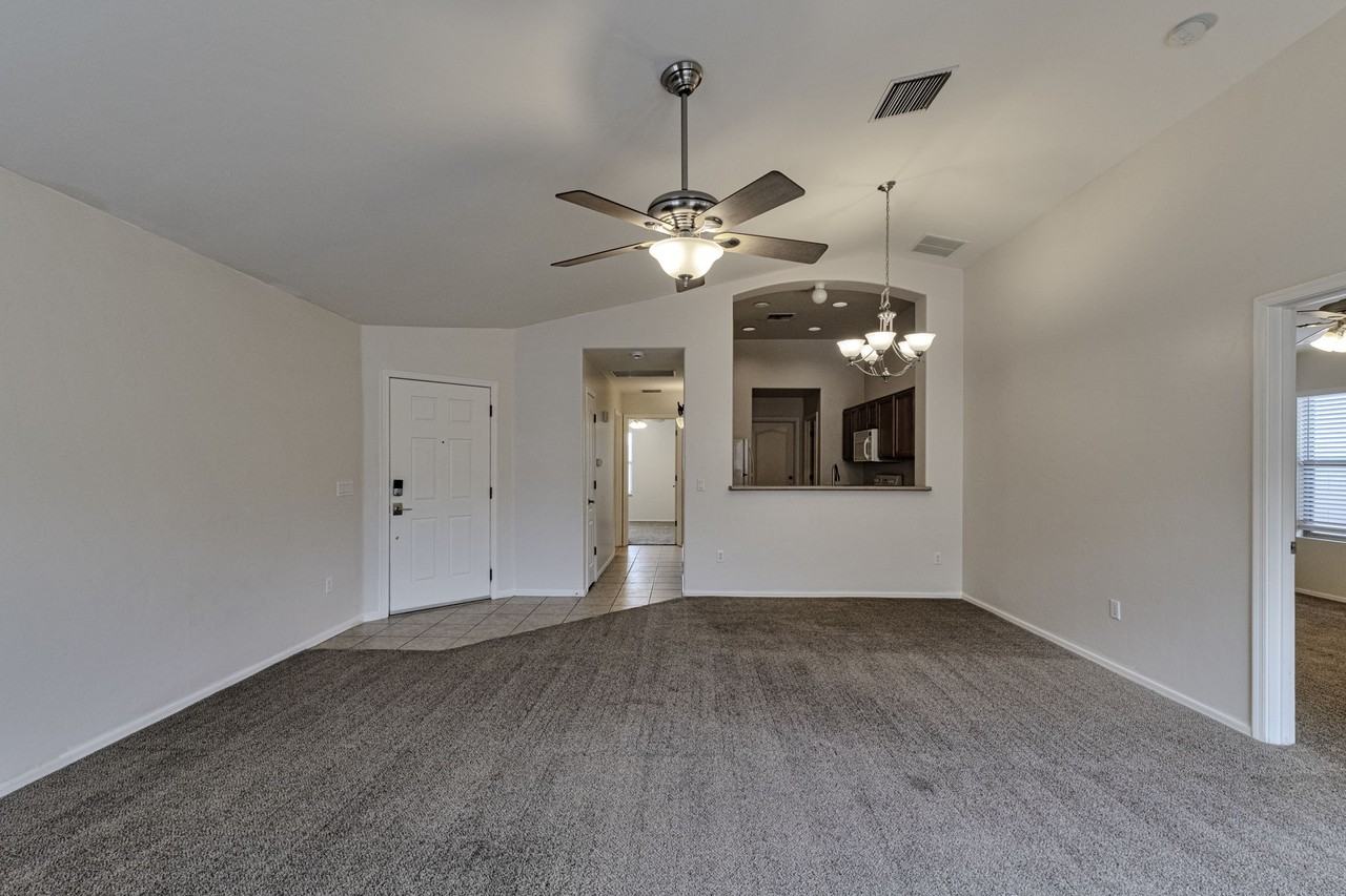 6615 E Splendid Ln - Photo 6 of 25