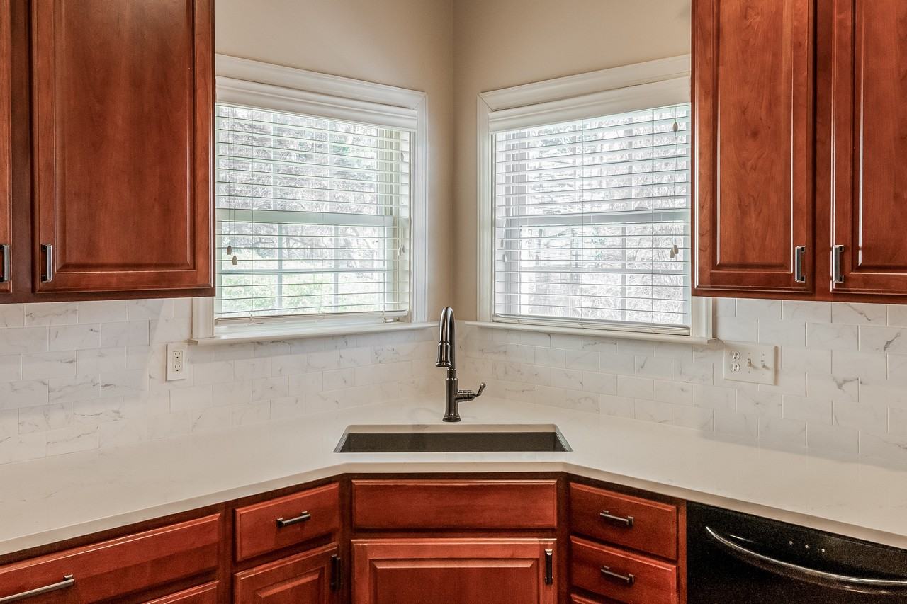 15806 Copper Beech Dr #1 - Photo 6 of 50