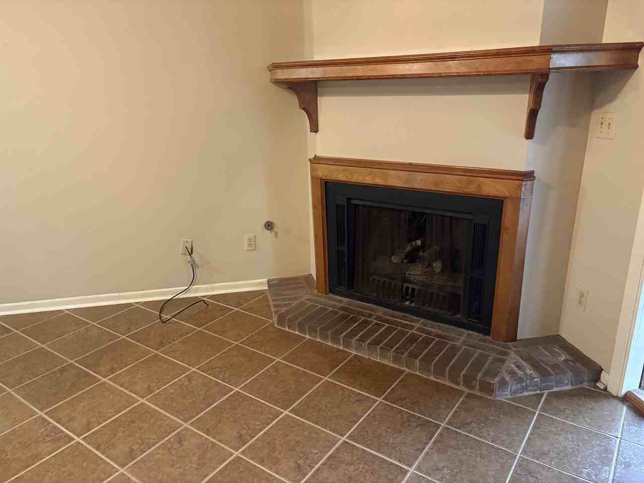 5414 Champions Dr - Photo 4 of 10