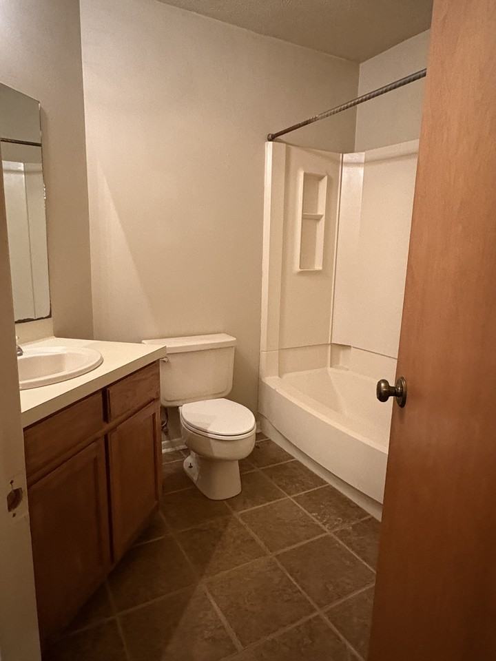 5414 Champions Dr - Photo 7 of 10