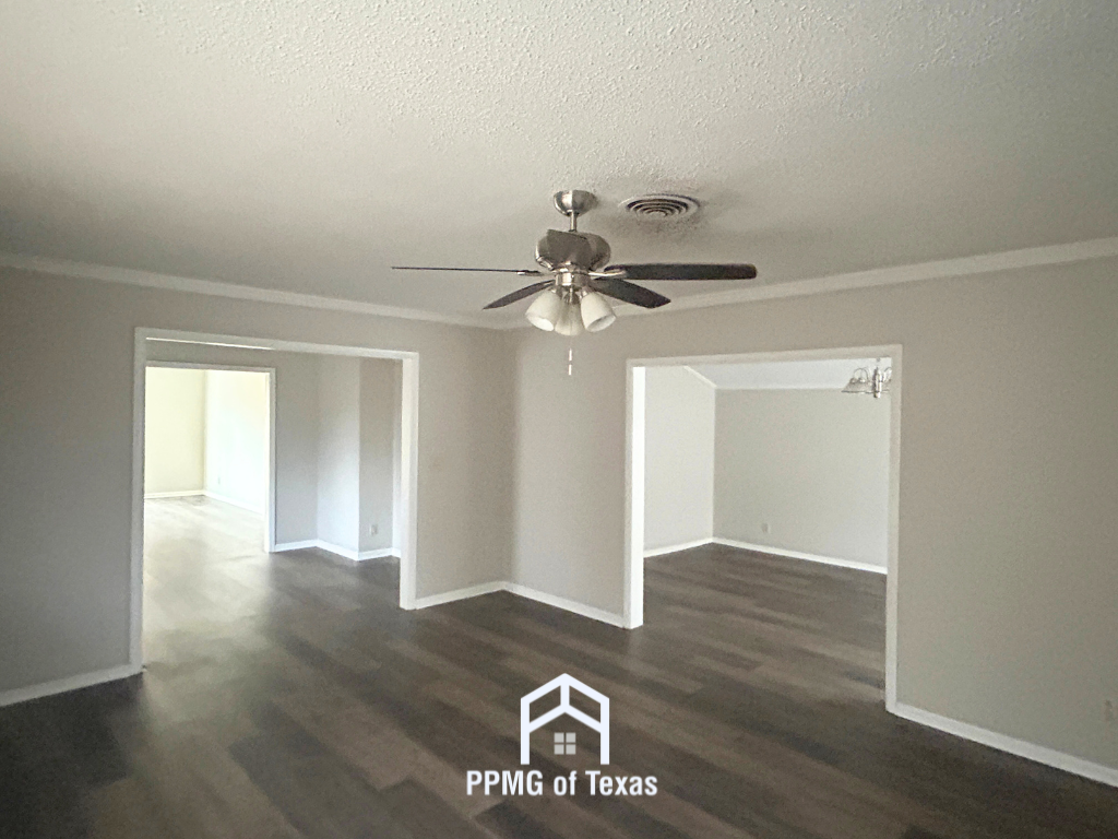 4322 S Allegheny Ave - Photo 3 of 17