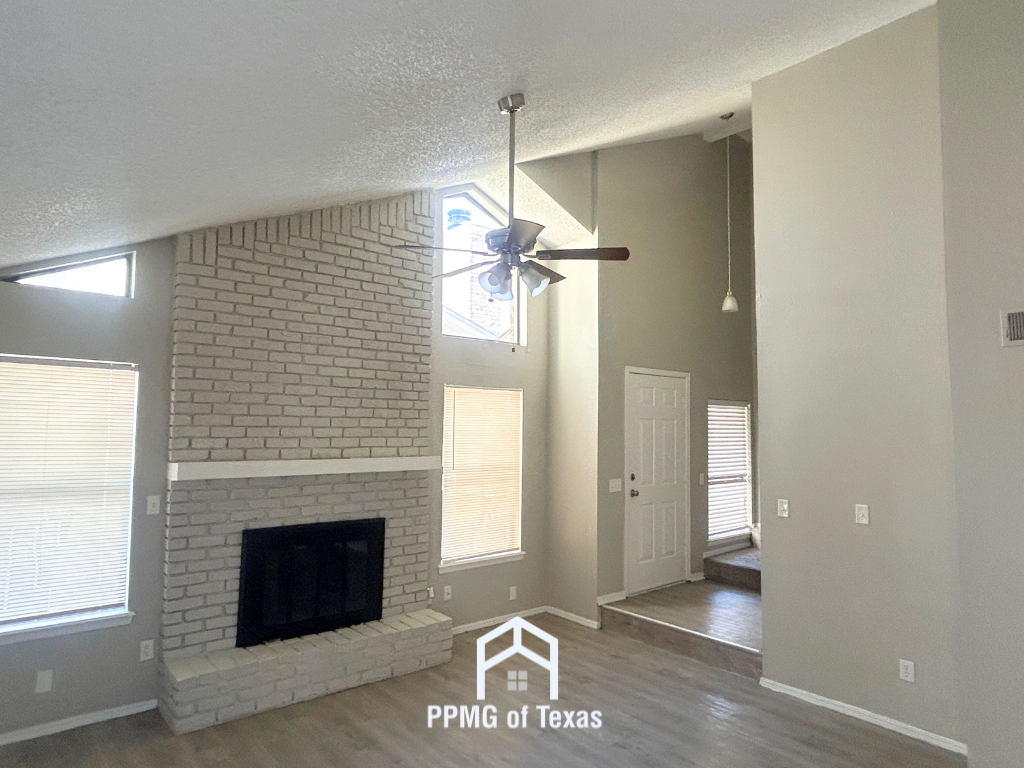 12909 E 28th Pl - Photo 2 of 17