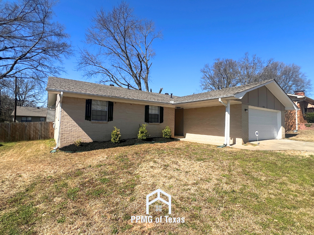 9101 Patricia Lynn Ln - Photo 2 of 17