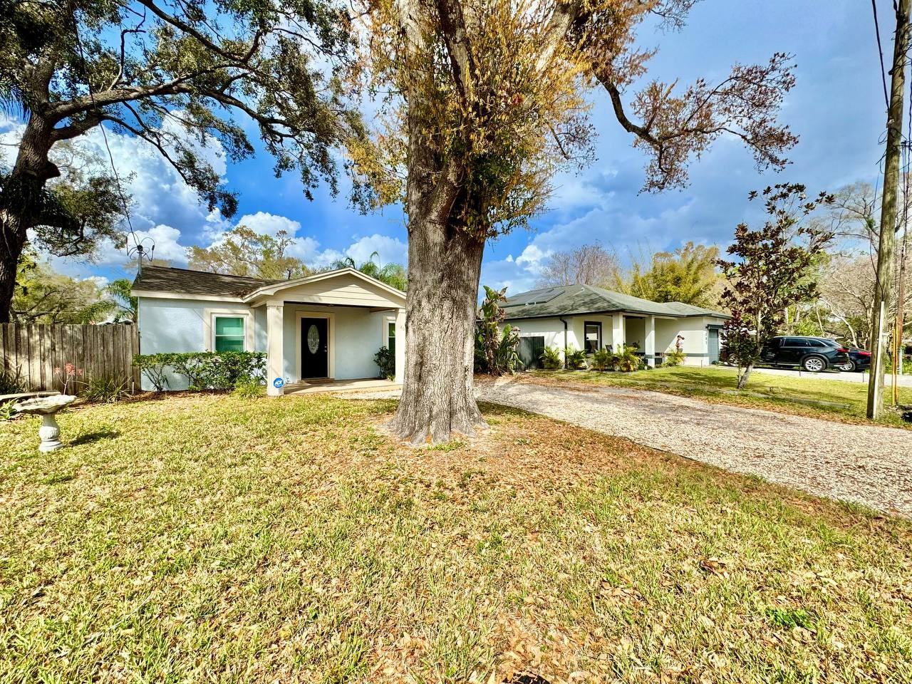 809 W Hiawatha St - Photo 2 of 35