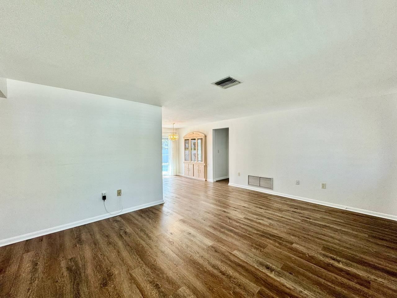 1145 Stewart Dr - Photo 5 of 32