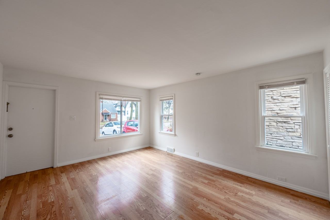 201 N 78th St #201 - Photo 3 of 19