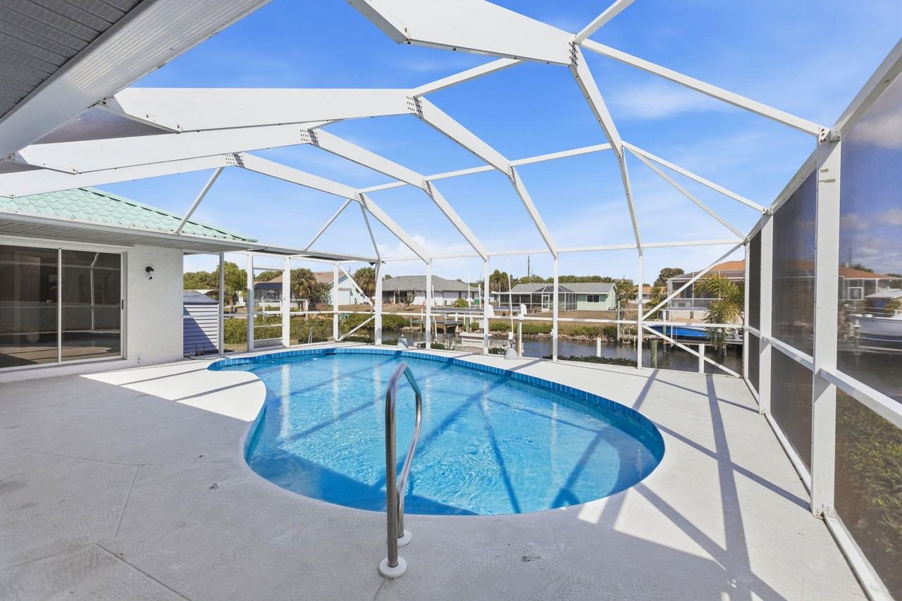 18662 Arapahoe Cir - Photo 3 of 15