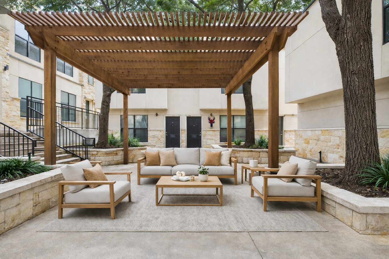 711 W 32Nd St - Photo 2 of 50