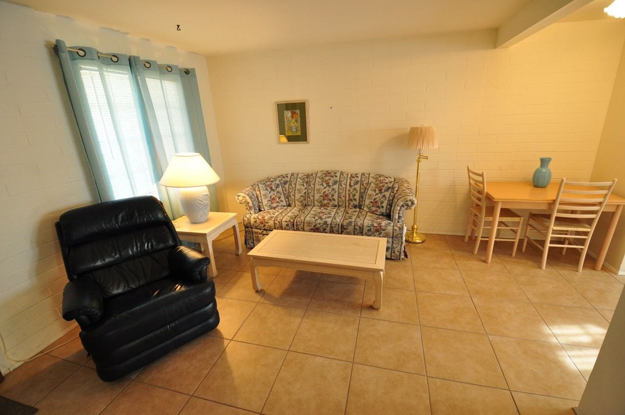 303 S Paseo Lobo #A - Photo 5 of 10