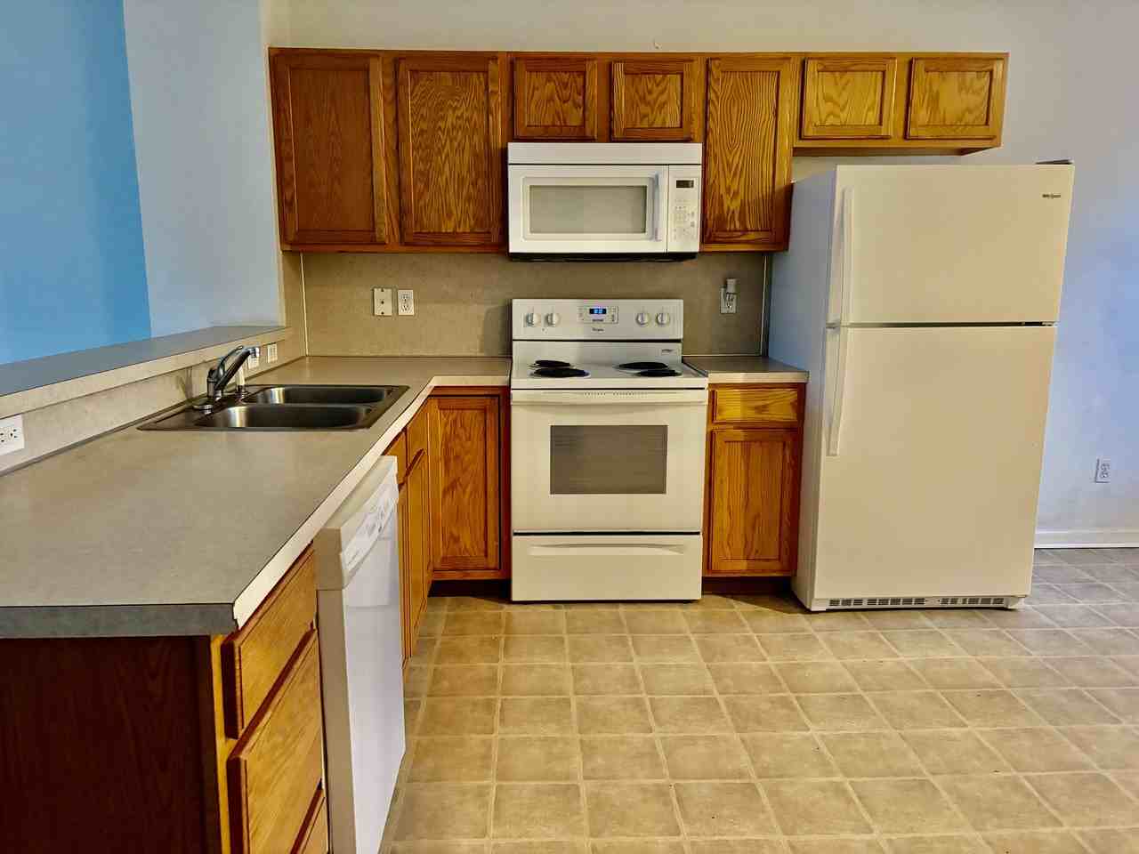 69 E 48th St #69 - Photo 3 of 12