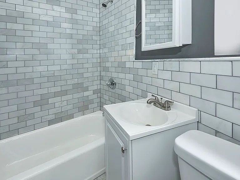 278 Alexander Ave - Photo 5 of 5