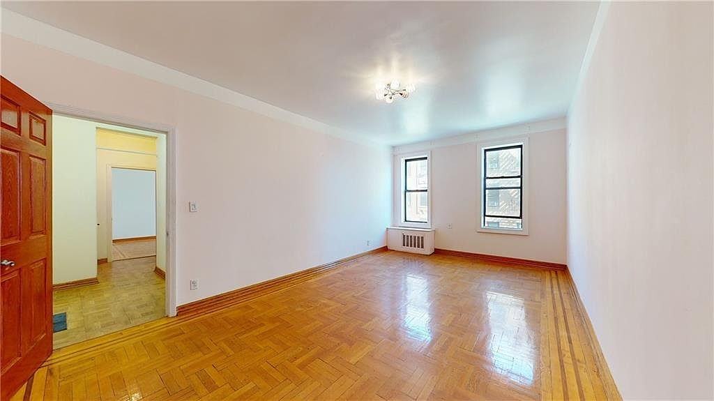 601 Brightwater Ct #4I - Photo 4 of 17