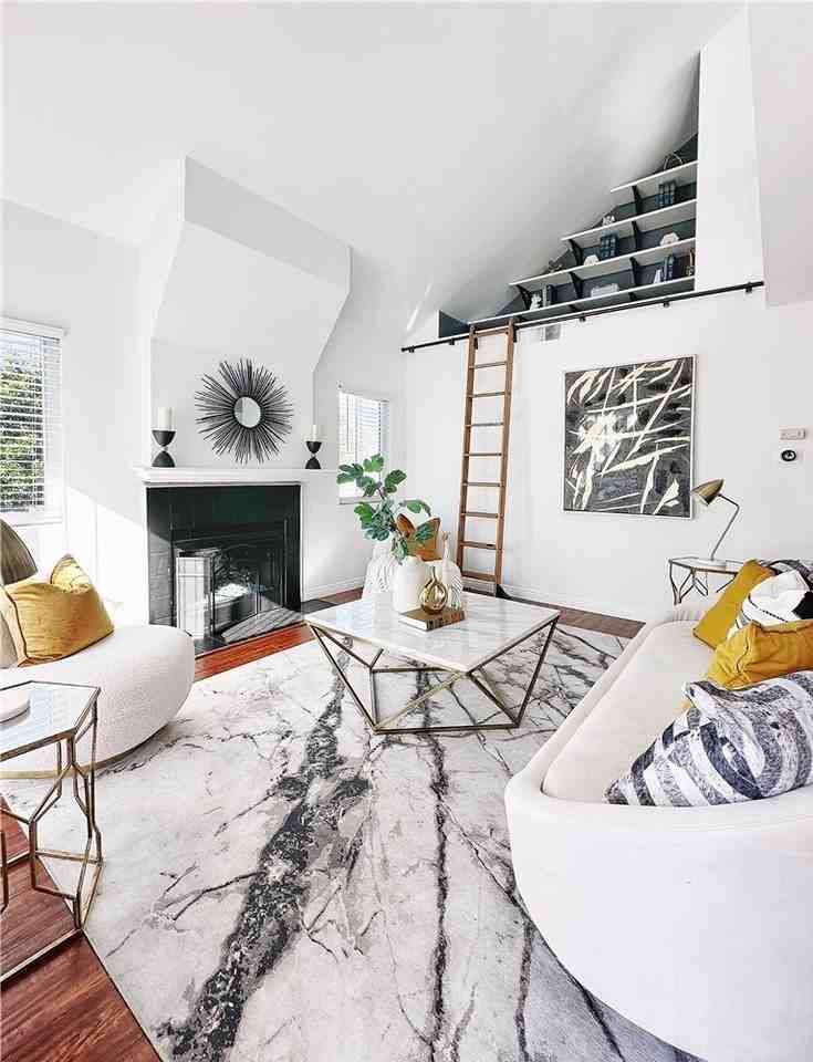 23 Greenmoor #18 - Photo 2 of 9