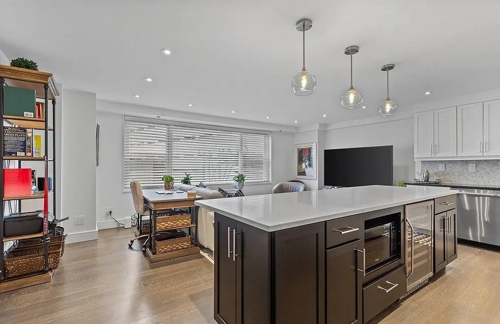 151 Tremont St #7C - Photo 5 of 10