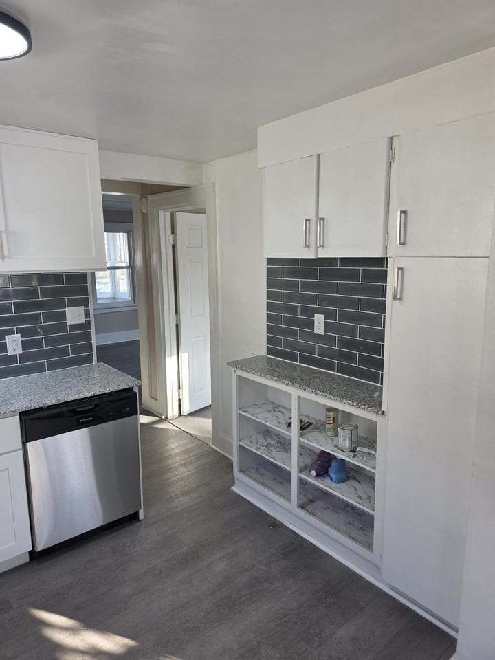 35 Buffalo St #1 - Photo 2 of 17