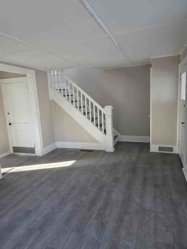 35 Buffalo St #1 - Photo 4 of 17