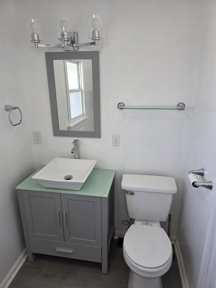 35 Buffalo St #1 - Photo 7 of 17