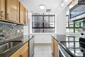 featured image of 10 Linwood St