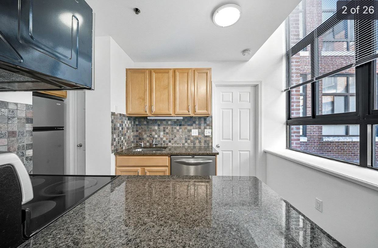 10 Linwood St - Photo 4 of 11