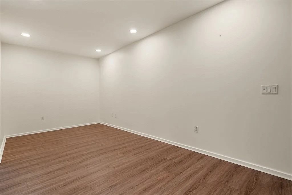 130 Mount Auburn St #108 - Photo 4 of 11