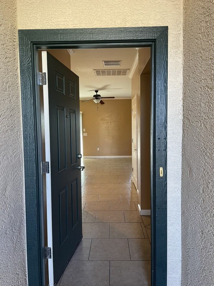 5264 E Desert Straw Ln - Photo 3 of 29