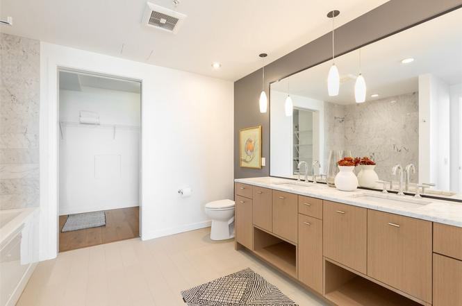 1321 Seneca St - Photo 3 of 10