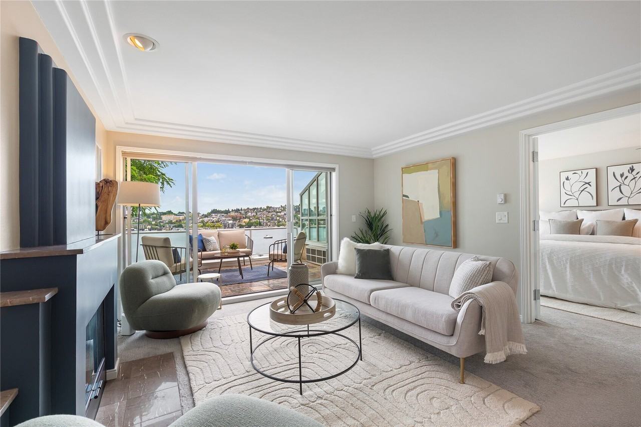 2120 8Th Ave N - Photo 4 of 12