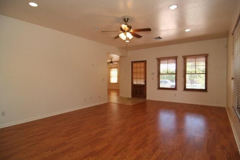 2215 E 3rd St - Photo 3 of 23