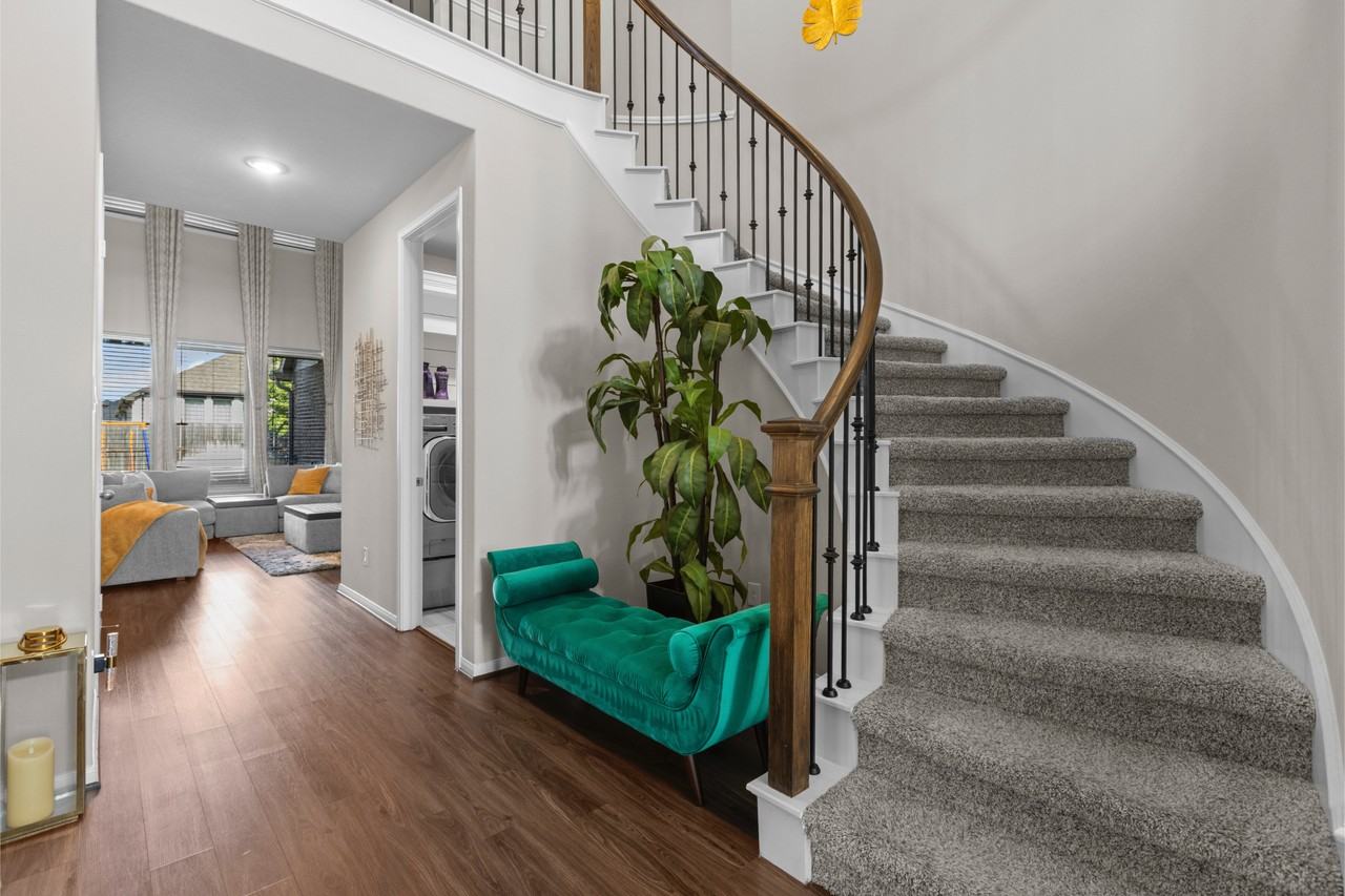 7110 Pondhawk Dr #NA - Photo 3 of 12