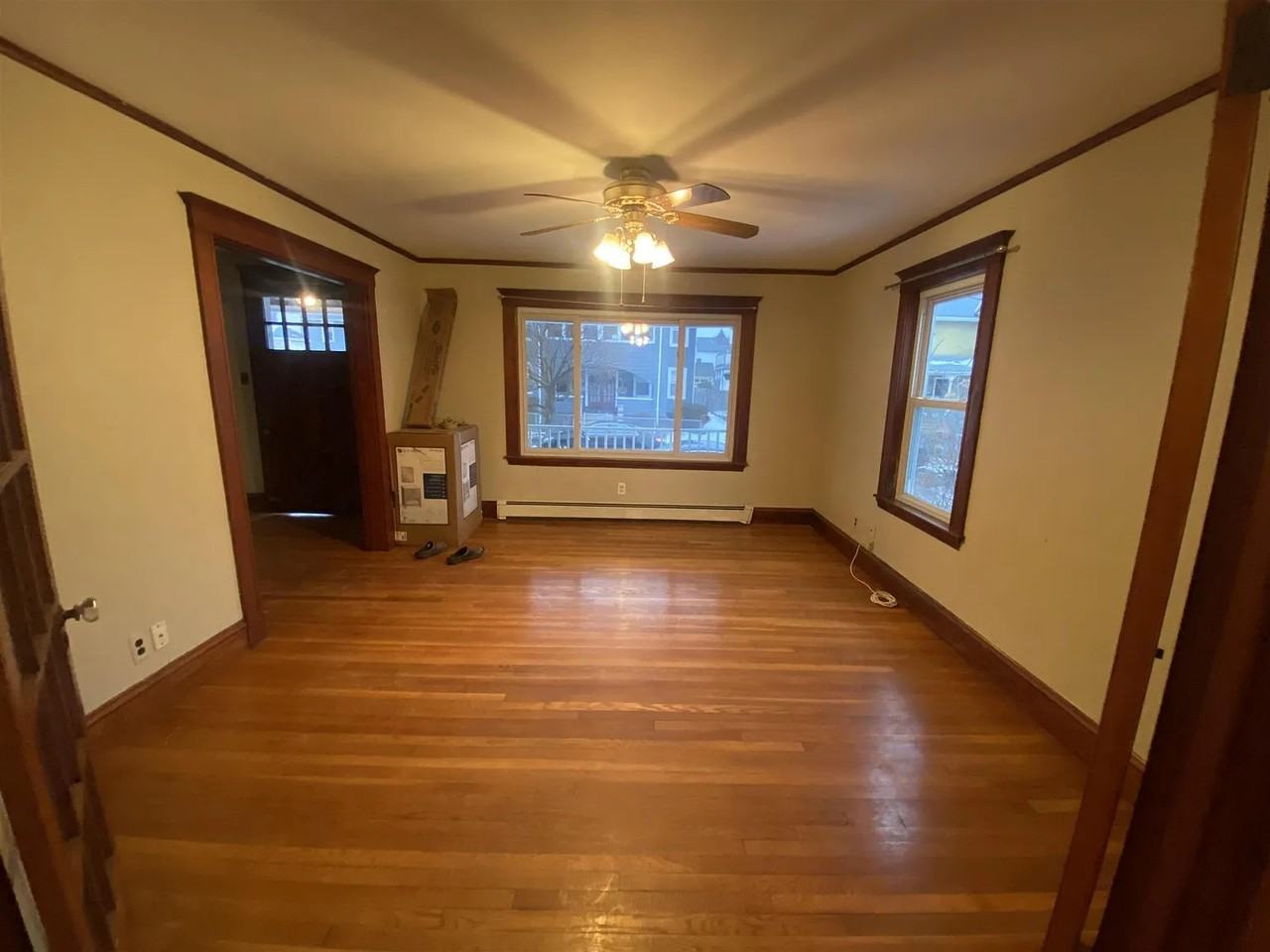 30 Holton St - Photo 4 of 13