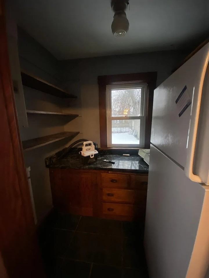 30 Holton St - Photo 6 of 13