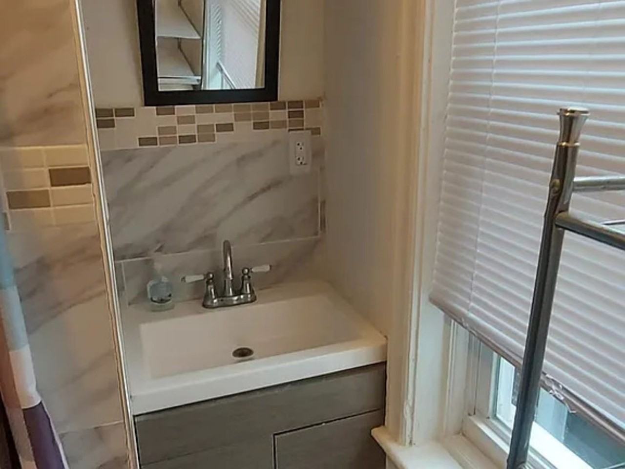 3114 N Taylor St - Photo 6 of 7