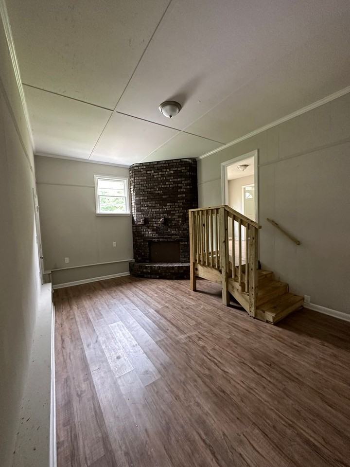 2601 2nd St Nw - Photo 4 of 8