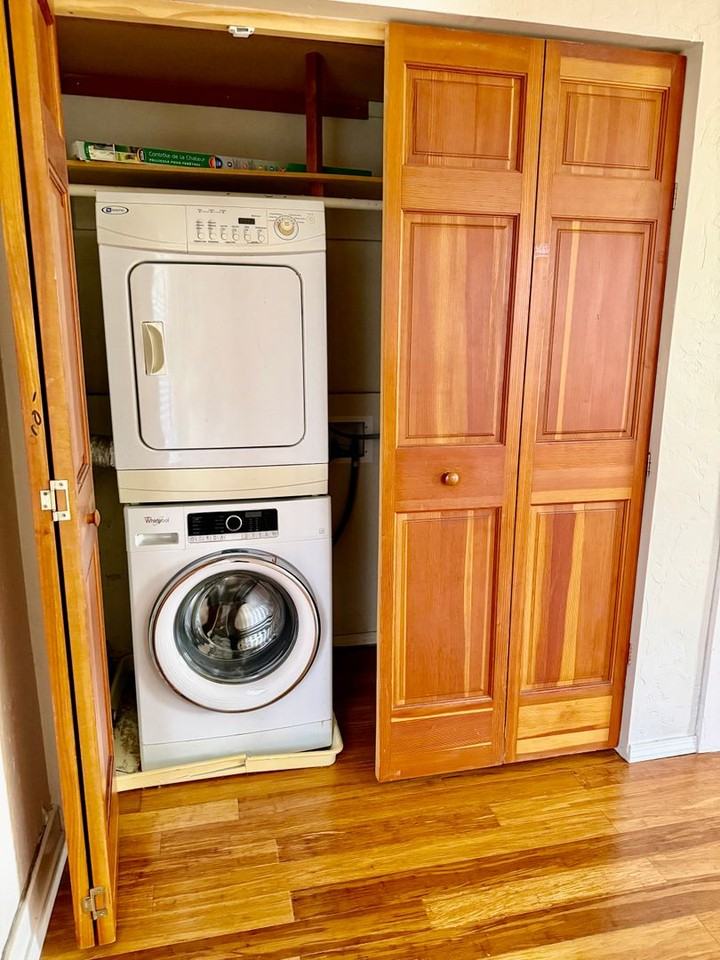 2219 1/2 D St - Photo 5 of 12