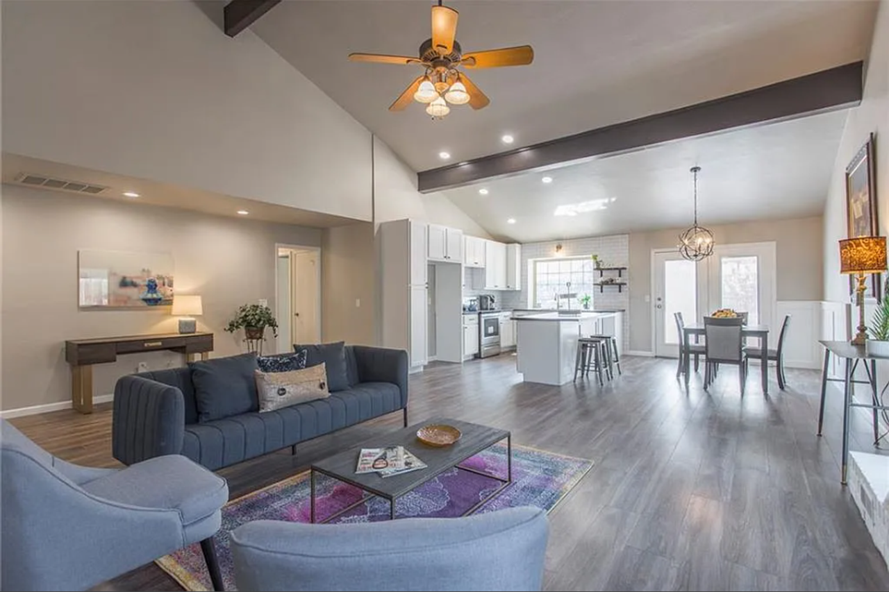 6820 Bear Canyon Dr - Photo 4 of 24