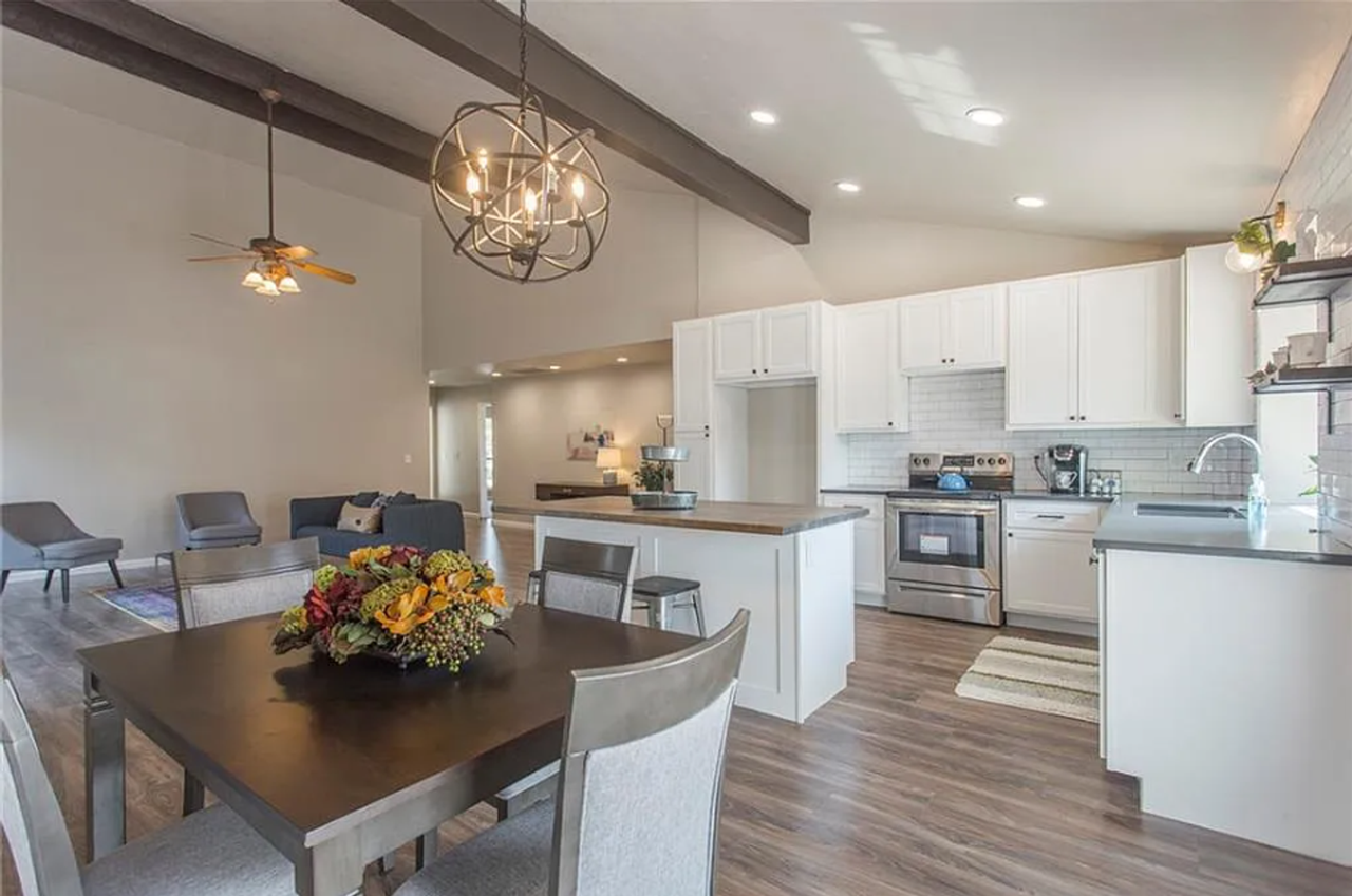 6820 Bear Canyon Dr - Photo 6 of 24