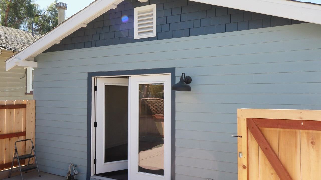 634 2nd Ave - Photo 4 of 10