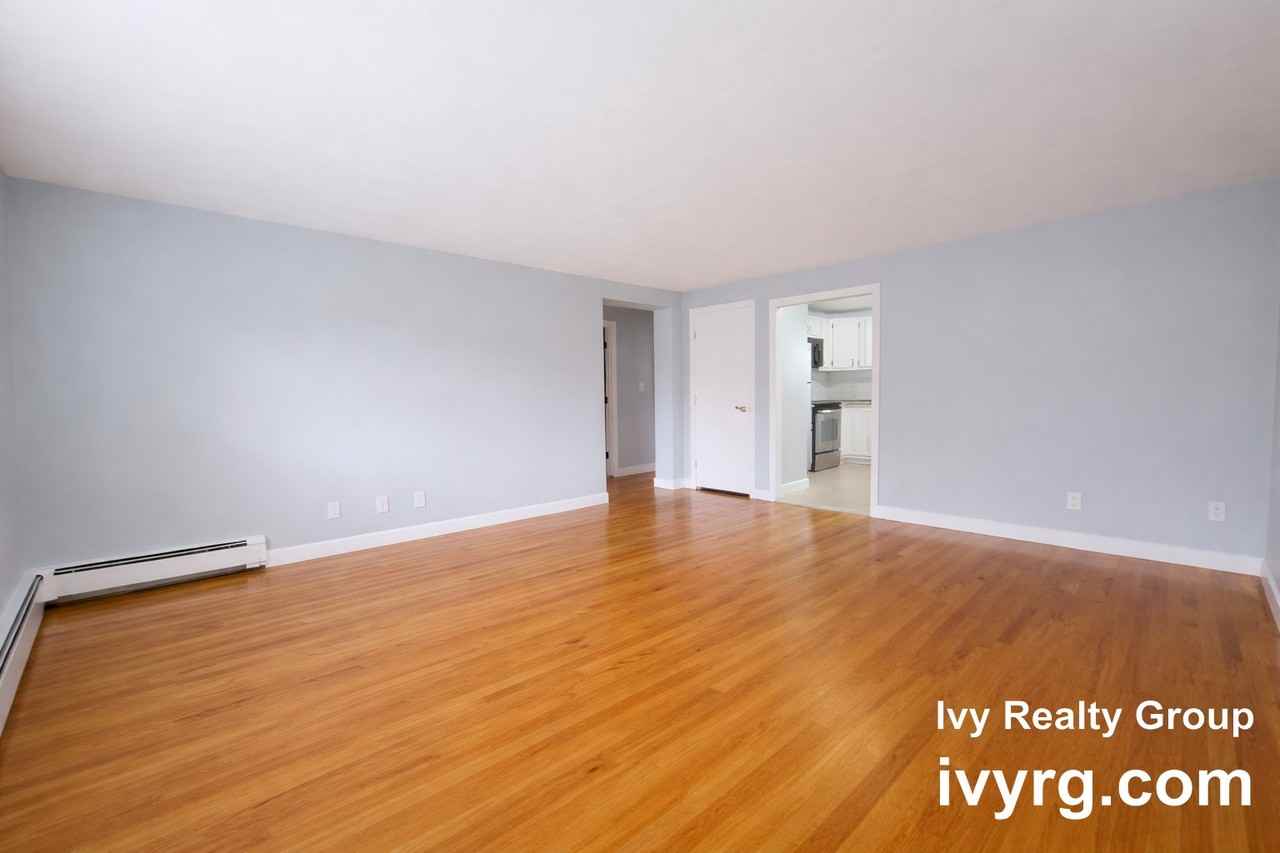 131 Emerson Gardens Rd #131 - Photo 6 of 13