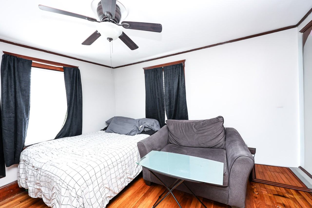 65 Clifford St #2 - Photo 3 of 27