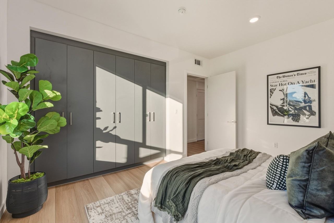 The Sophia - 1759 N Gower St - Photo 4 of 50