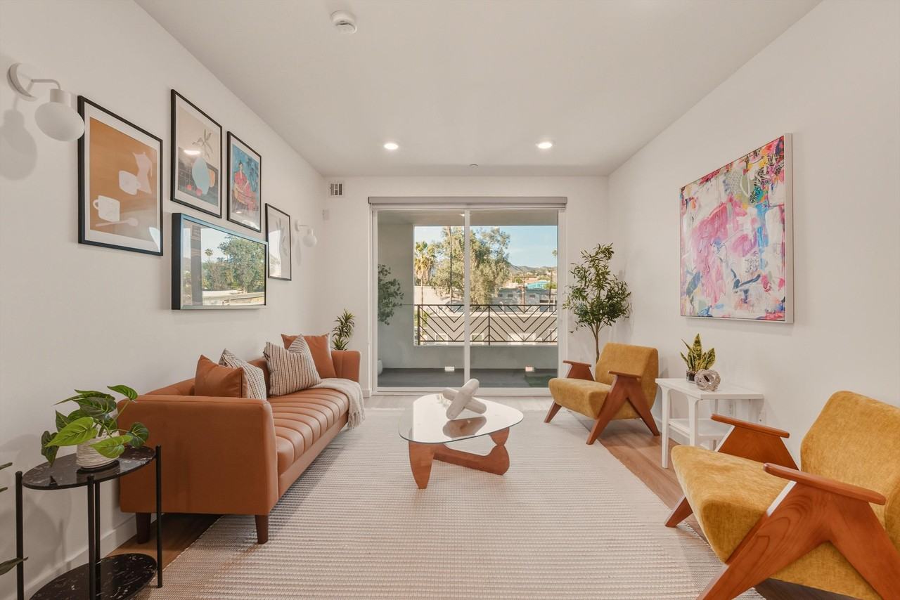 The Sophia - 1759 N Gower St - Photo 6 of 50