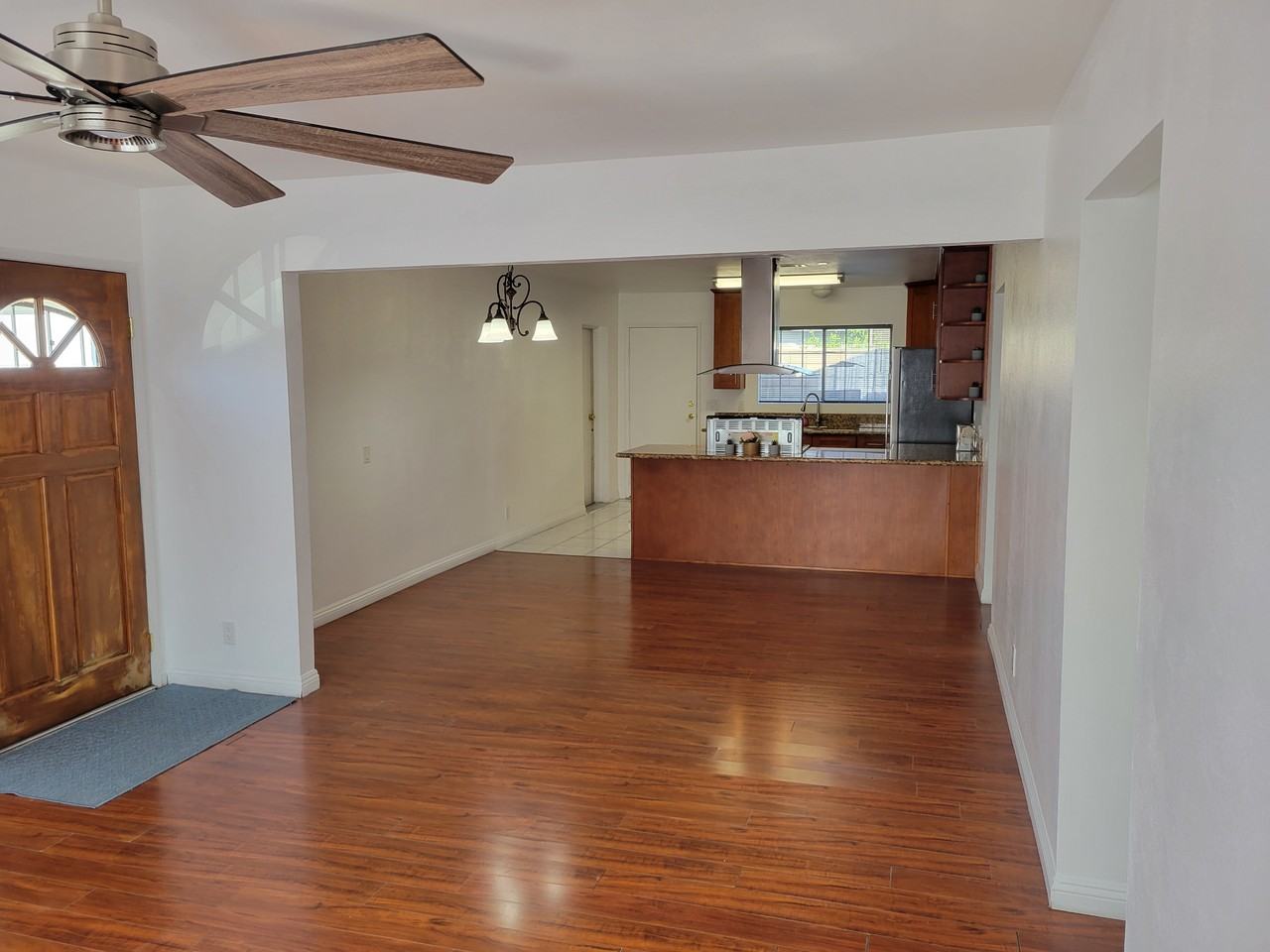 162 N Soldano Ave #NA - Photo 2 of 25